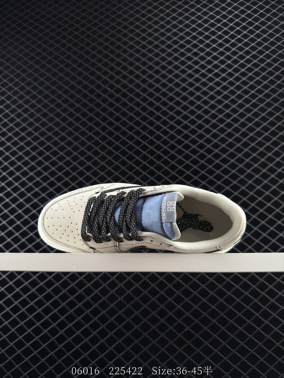 Travis Scott x Air Jordan 1 ” Reverse Mocha “